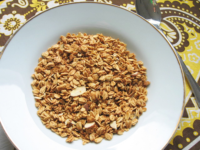 Pineapple Almond Granola