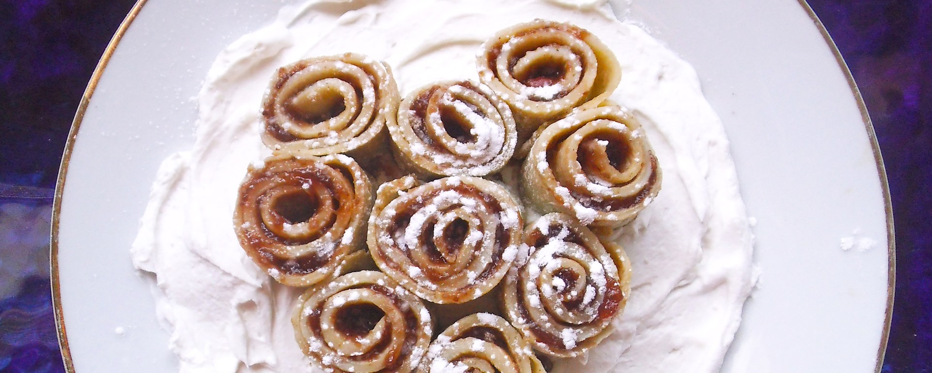 Roses in the Snow Crepes