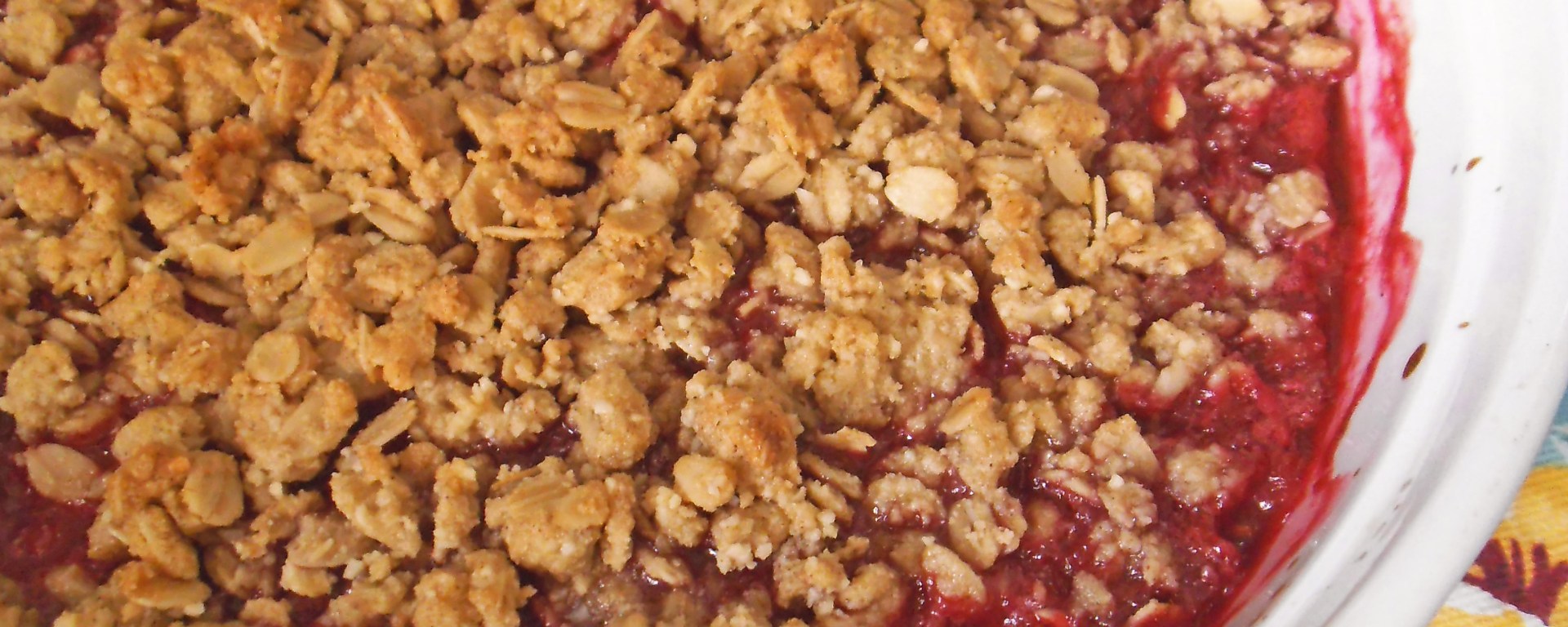 Raspberry Rhubarb Apple Crisp {gluten free} | Swirls and Spice