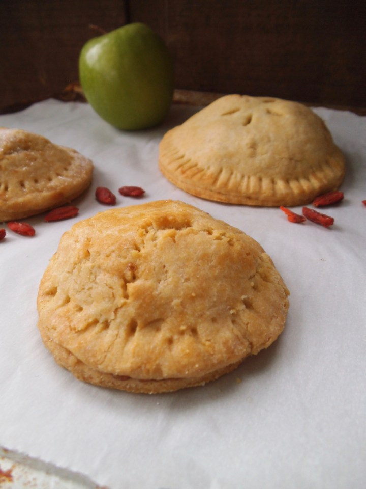 Goji Apple Pie Cookies {GF} | Swirls and Spice