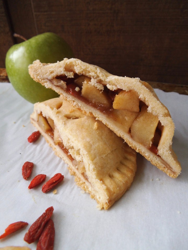 Goji Apple Pie Cookies {GF} | Swirls and Spice