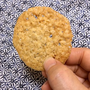 Oatmeal Lace Cookies | Swirls and Spice #glutenfree