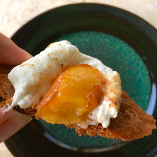 Caramel Peach S'mores | Swirls and Spice