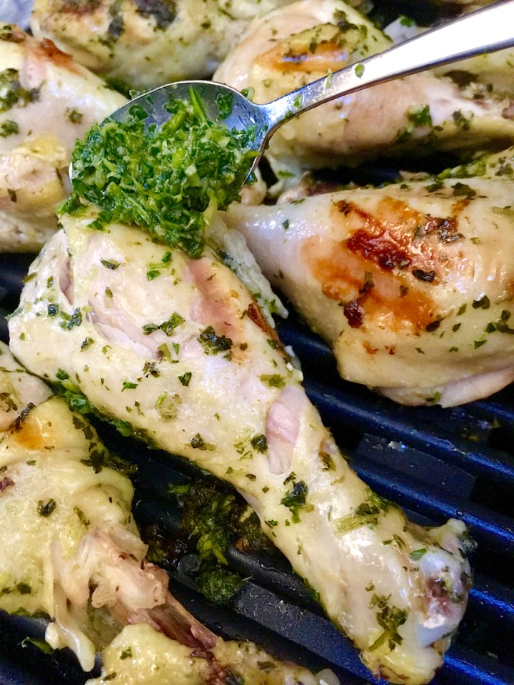 Chimichurri Chicken Drumsticks | Swirls and Spice #whole30 #paleo